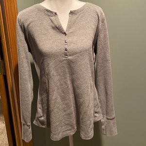 Eddie Bauer long sleeve thermal top. Size large